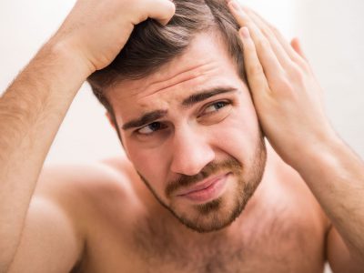 Saçların çıkış süresi ortalama olarak bir yıllık bir süreçtir. 